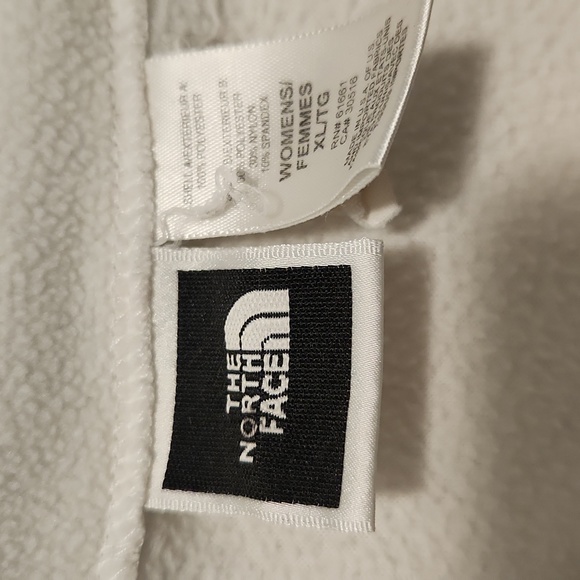 North Face Women's Large quarter zip pullover - Picture 2 of 6